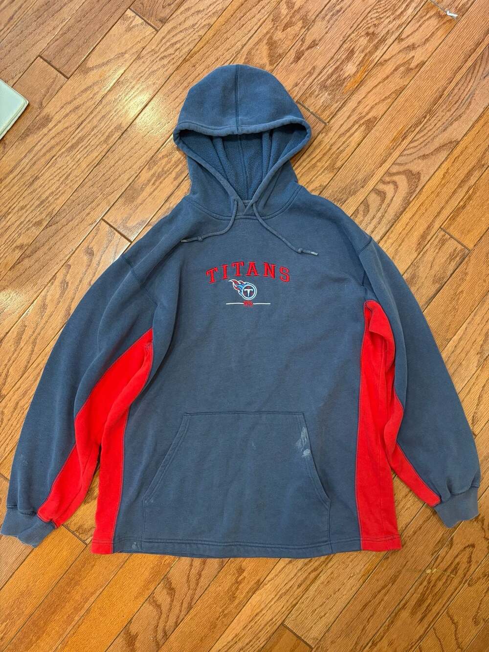 Vintage Y2K Tennessee Titans NFL Embroidered Logo Pullover Hoodie